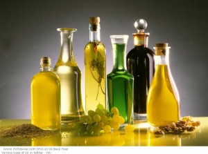 112426621 vitaminyvrostitelnihmaslah 300x223 Получение растительного масла: этапы и особенности